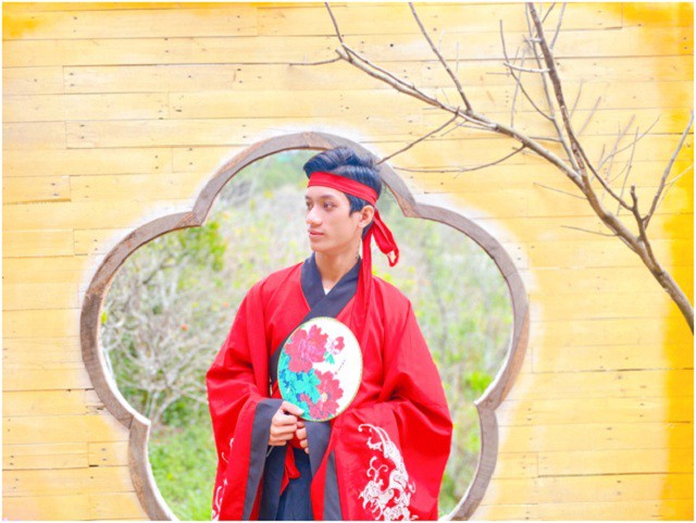 1hiep-khach-lau1-1609949633.jpg