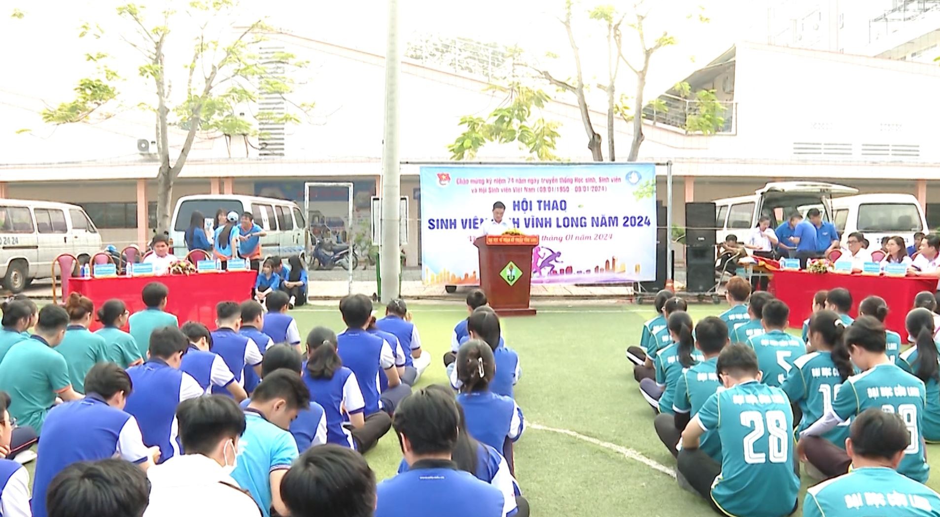 sinh-vien-1705070303.JPG