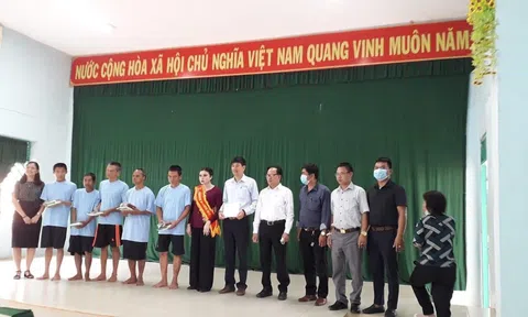 Hoa hậu Nguyễn Thị Diệu Thúy Lan tỏa yêu thương với hành trình thiện nguyện