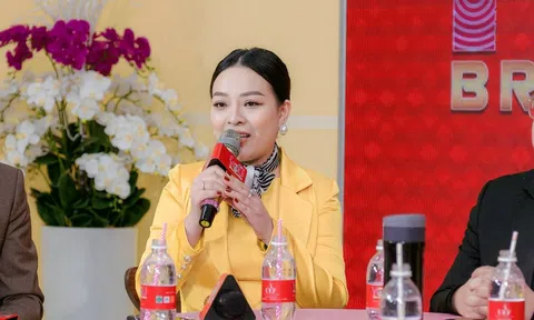 Á hậu Nguyễn Thái Ngân - CEO Tatu Group tái xuất sau sinh - Truyền lửa cho hàng ngàn sinh viên tại Trường UEF