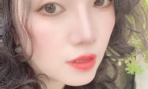 Doanh nhân Nguyễn Thị Kim Dung hiện đang đảm nhận vai trò Quản lý Ngọc Dung Mall. Chung Sức Xây Dựng Giá Trị Cộng Đồng!