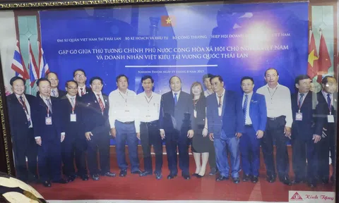 CEO Lê Văn Thủy hiện đang đảm nhận vai trò quản lý phát triển thị trường toàn quốc tại Công Ty Cổ Phần Tập Đoàn Công Nghệ VEZONE Global – Xây Dựng Giá Trị Cộng Đồng!
