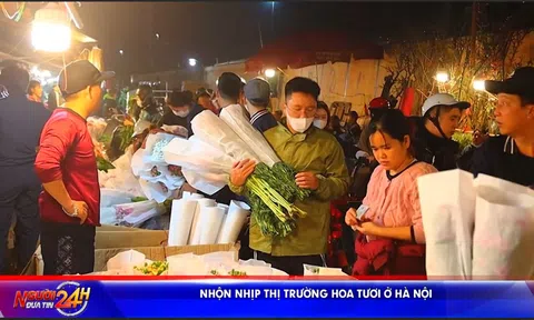 NHỘN NHỊP THỊ TRƯỜNG HOA TƯƠI Ở HÀ NỘI
