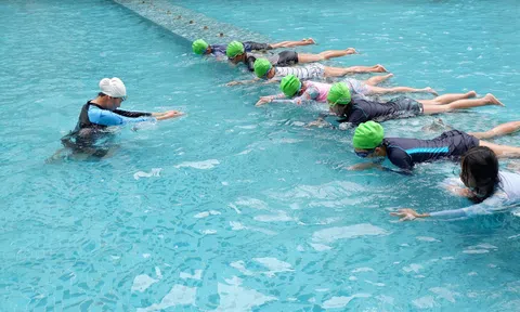 Kình ngư Ánh Viên đồng hành cùng kẹo sữa Sumika trong chương trình "Kình Ngư Nhí” với thông điệp “Chung tay vì một Việt Nam không còn trẻ em đuối nước"