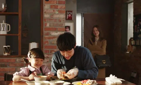 Hoa Của Quỷ (Flower Of Evil): Khi nam chính lại là phản diện