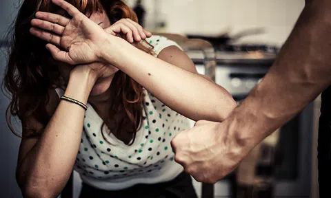 Người phụ nữ ở Trung Quốc tử vong sau thời gian dài bị bạo hành