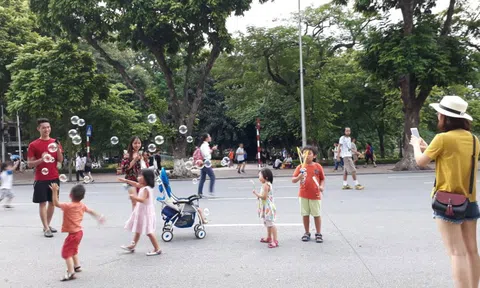 Đề xuất hoạt động phố đi bộ và phố cổ Hà Nội sớm hơn 1 ngày dịp Tết Dương lịch