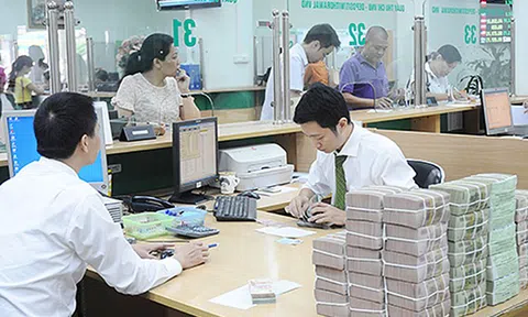 Các bảng lương mới của cán bộ, công chức, viên chức từ 1/7/2022