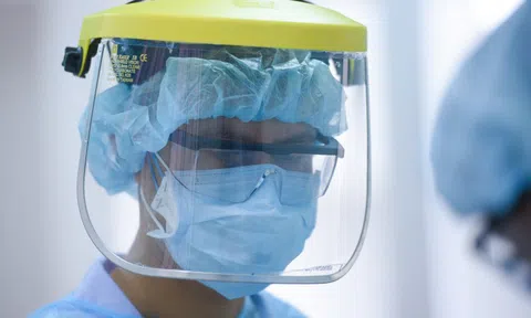 50 người âm tính với nCoV sau khi tiếp xúc bệnh nhân ở Hà Nội