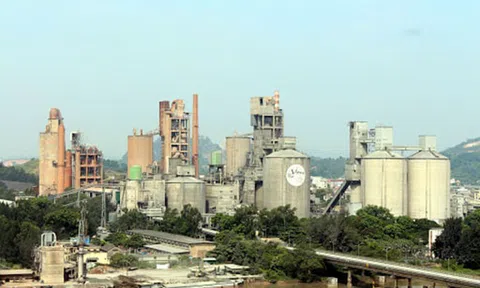 Phong tỏa Công ty Xi măng Vicem Hoàng Thạch