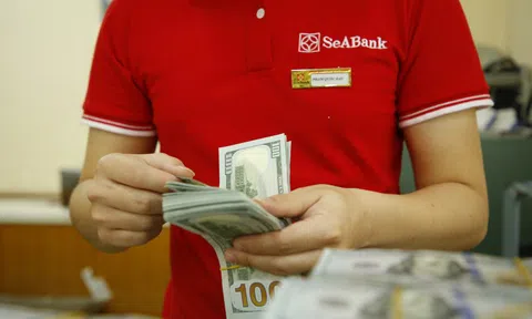 USD tự do tăng mạnh lên 23.850 đồng