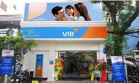 Giám đốc nhân sự VIB gặp khó khi mua cổ phiếu