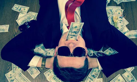 Bitcoin tạo ra 100.000 triệu phú đôla sau 3 tháng