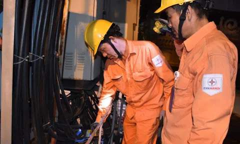 Điện tái tạo đắt đỏ, khí giá rẻ dần cạn kiệt, khả năng cao EVN sẽ phải tăng giá điện bán lẻ