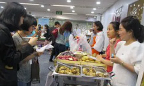 Thực phẩm ngoại "lấy lòng" người Việt