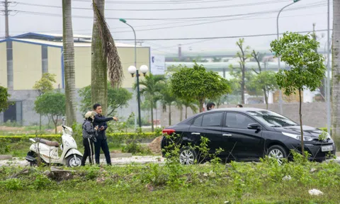 Xe ùn ùn đổ về Đông Triều trong cơn sốt đất ảo