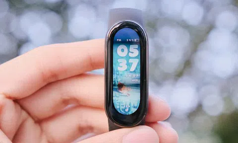 Trên tay Mi Band 6: Nâng cấp lên màn hình 'tràn viền', có đo SpO2, đã hỗ trợ tiếng Việt, giá 800,000 đồng