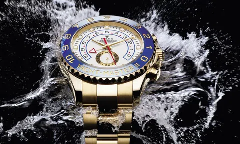 Nghịch lý lạ kỳ trong thế giới đồng hồ hạng sang: Người cắt giảm sản lượng, kẻ ồ ạt sản xuất bất chấp hệ lụy