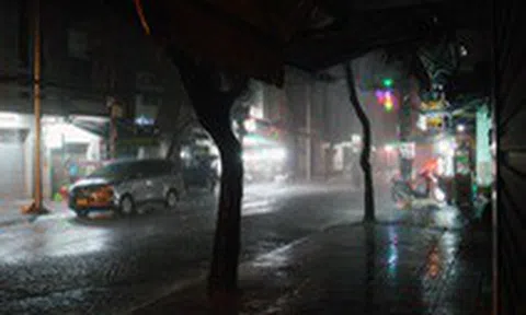Nam Bộ, TP.HCM đang mưa chuyển mùa, có nơi đã mưa lớn kỷ lục thứ 2 từ năm 1978