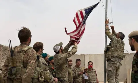 Không "gây sốt" như ông Trump hay Obama, Tổng thống Biden quyết làm điều 2 người tiền nhiệm bỏ dở