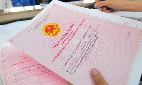 UBND Tp.HCM: Giải quyết vướng mắc để cấp sổ đỏ cho hàng chục nghìn căn nhà