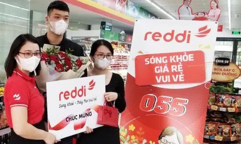 Thông điệp kết nối cuộc sống của nhà mạng Reddi