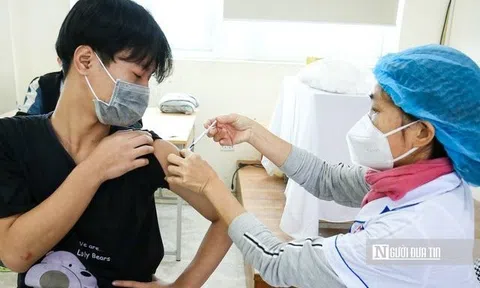 Thần tốc hơn nữa tiêm chủng mũi 3 cho người từ 18 tuổi trở lên