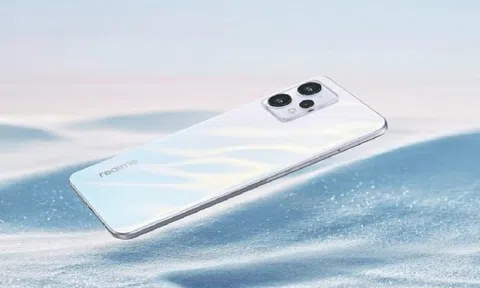 "Vua" của các "vị vua" điện thoại giá rẻ: "Sang - xịn - mịn", iPhone 11 "chỉ biết ước"