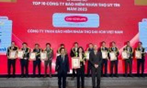Dai-ichi Life Việt Nam vinh dự đạt danh hiệu “Top 10 Công ty Bảo hiểm Nhân thọ Uy tín” trong hai năm liên tiếp