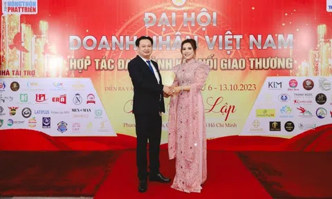 Công ty TNHH Thương Mại Vận Tải Xuất Nhập Khẩu Trung Tín - Top 20 doanh nghiệp xuất sắc năm 2023