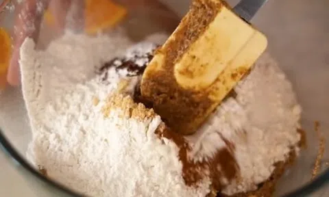 Món ngon cuối tuần: Cách làm ngôi nhà bánh gừng đón Giáng sinh