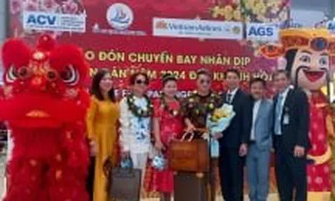 Khánh Hòa đón chuyến bay 'xông đất' mùng 1 Tết Giáp Thìn