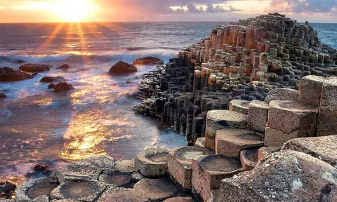 Xếp hạng 7 di tích quốc gia đặc biệt