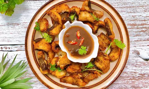 Cá lóc chấm sốt tương me đơn giản lạ miệng