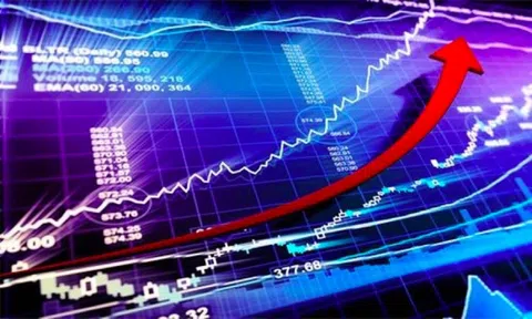 VN-Index: Chạm đỉnh 1.200, rung lắc hay "đánh úp"?