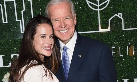 Ái nữ của ông Joe Biden: 'Bất kể đang làm gì, các con gọi là ba nghe máy'