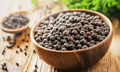 Giá tiêu hôm nay 25/1: Giao dịch trầm lắng ngày đầu tuần, cao nhất 53.000 đồng/kg