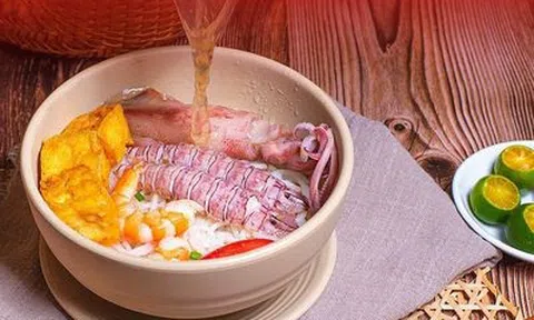 BÚN RIÊU HẢI SẢN PHẢI THỬ KHI ĐẾN HÀ NỘI