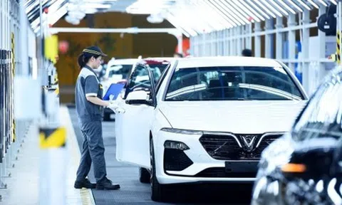 Mảng xe hơi, điện thoại đóng góp doanh thu lớn cho Vingroup