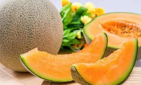 Cách lựa chọn dưa lưới thơm ngon cho các bà nội chợ