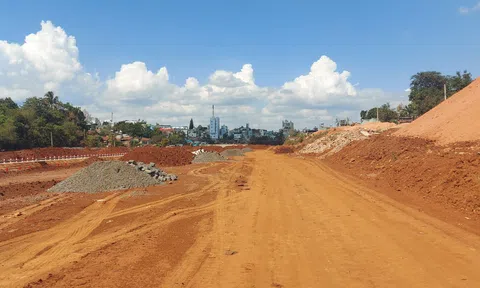 TP Pleiku - Gia Lai: Tồn tại nhiều bất cập về vấn đề môi trường, xã hội