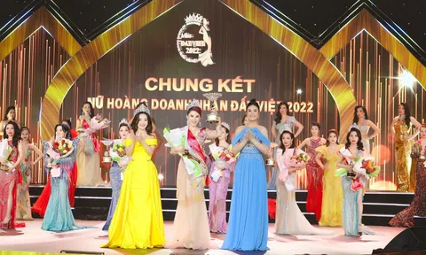 Á hoàng 2 “Nữ hoàng Doanh nhân đất Việt 2022” chính thức gọi tên Nguyễn Thị Ngọc Trâm