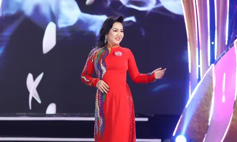 Đinh Nguyễn Lan Phương đầy bản lĩnh tại “Nữ hoàng Doanh nhân đất Việt 2022”