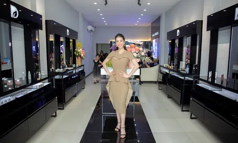 Showroom mỹ phẩm chính hãng Dollar Cosmetic chính thức có mặt tại TP.HCM