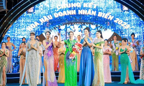 Doanh nhân Dương Thị Hoan chính thức trở thành Á hậu 3 Hoa hậu Doanh nhân Biển 2023