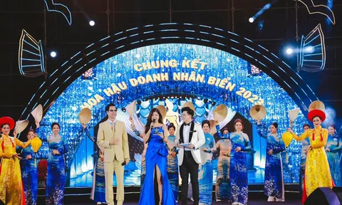 MC Minh Hưng và Thanh Phương dẫn chung kết Hoa hậu Doanh nhân Biển 2023