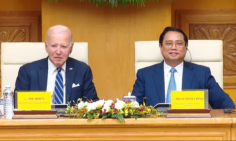 THỦ TƯỚNG PHẠM MINH CHÍNH VÀ TỔNG THỐNG JOE BIDEN  CÙNG DỰ HỘI NGHỊ CẤP CAO VIỆT NAM - HOA KỲ  VỀ ĐẦU TƯ VÀ ĐỔI MỚI SÁNG TẠO