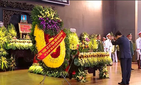 LỄ VIẾNG THƯỢNG TƯỚNG,  NGUYÊN THỨ TRƯỞNG BỘ QUỐC PHÒNG  NGUYỄN CHÍ VỊNH