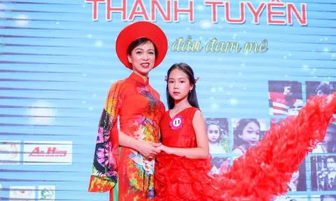 Doanh nhân Lê Thị Khánh Vân cùng con gái tham dự chương trình Sao nhí Thành Tuyên lần I