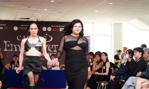 Đặc sắc sự kiện thời trang "không giới hạn" do sinh viên VOVC tổ chức